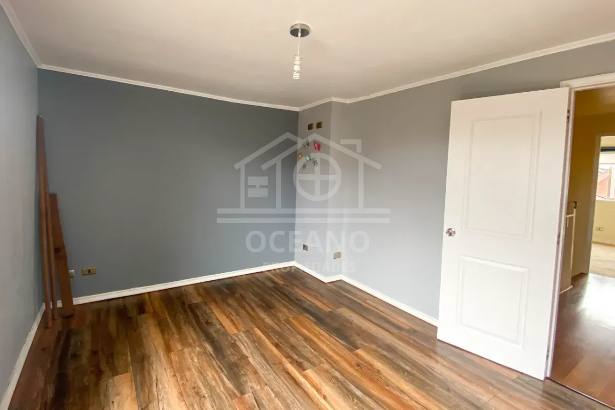 Oportunidad de Venta Gran Casa en Valle Volcanes 