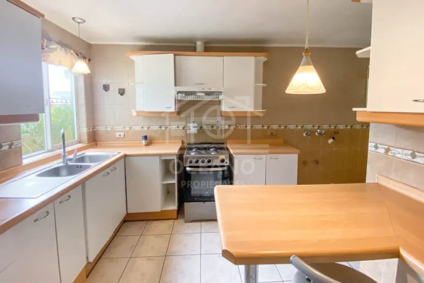 Oportunidad de Venta Gran Casa en Valle Volcanes 