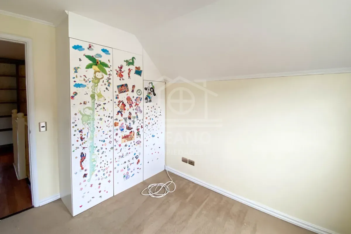 Oportunidad de Venta Gran Casa en Valle Volcanes 