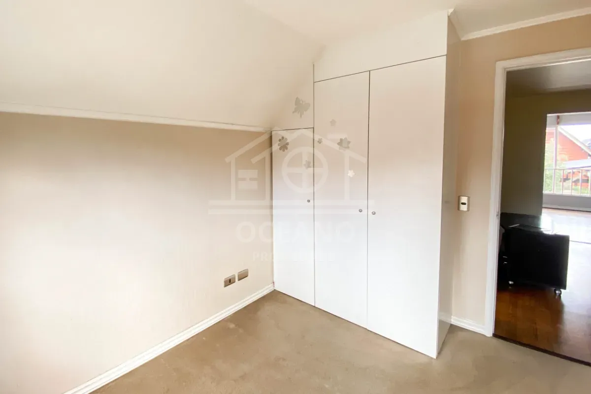 Oportunidad de Venta Gran Casa en Valle Volcanes 
