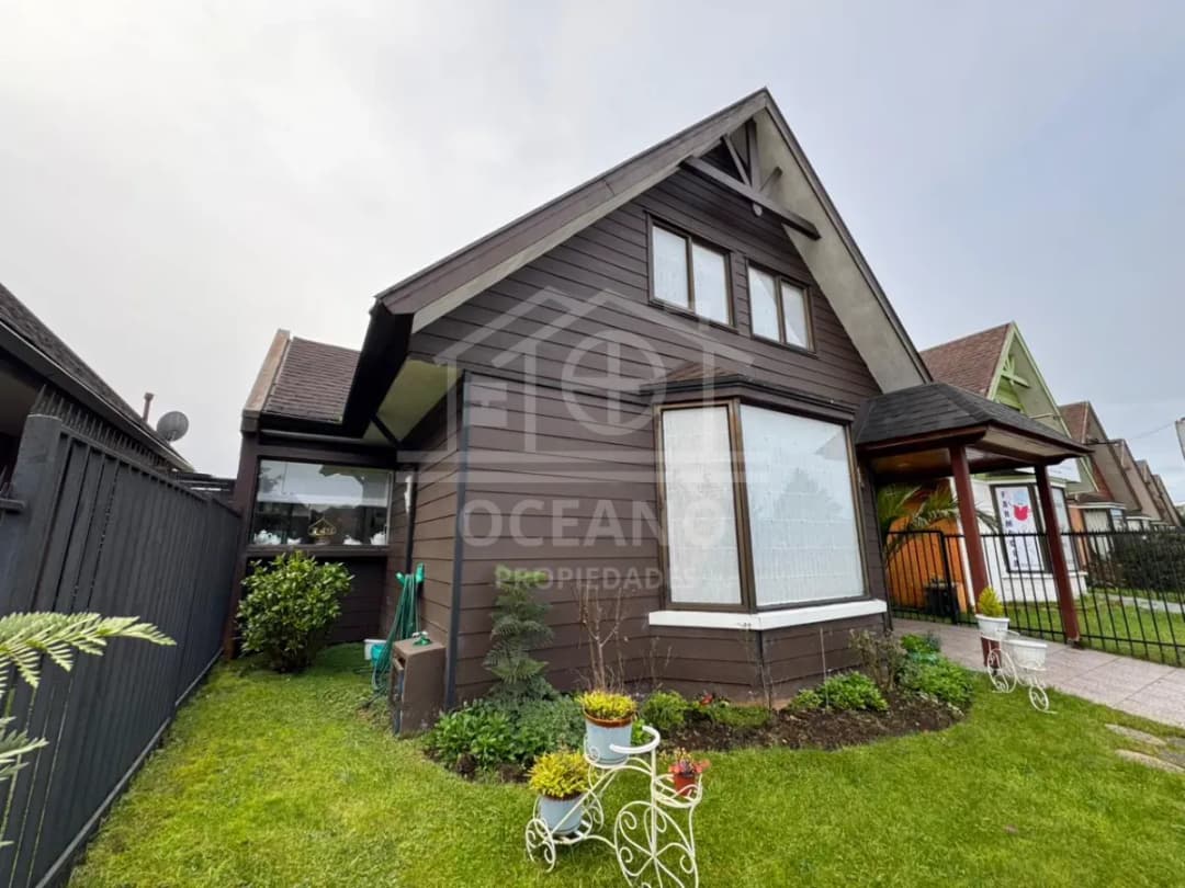 Imperdible Venta De Casa Semi-amoblada En Jardín Austral