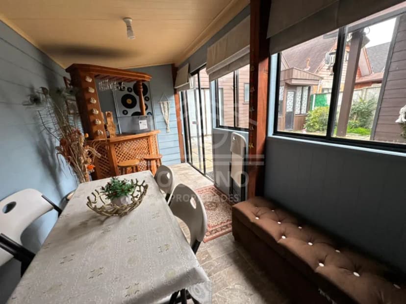 Imperdible Venta De Casa Semi-amoblada En Jardín Austral