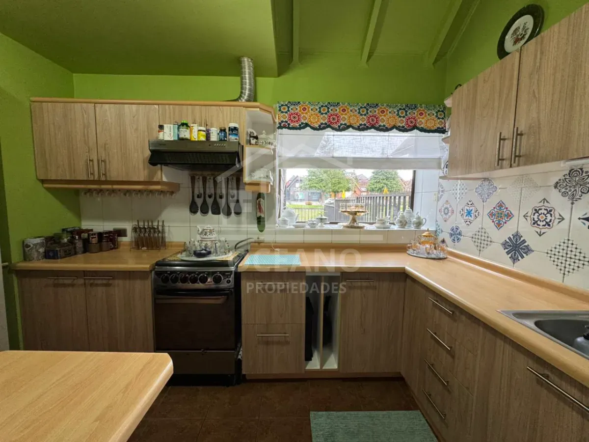 Imperdible Venta De Casa Semi-amoblada En Jardín Austral