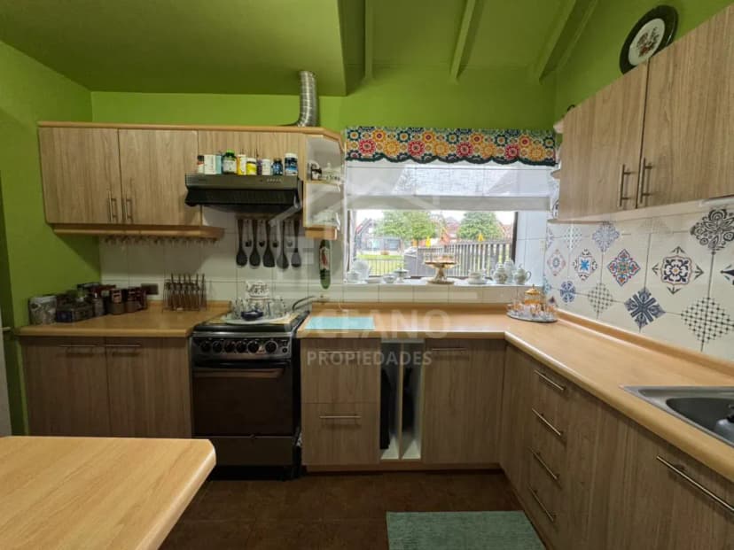 Imperdible Venta De Casa Semi-amoblada En Jardín Austral