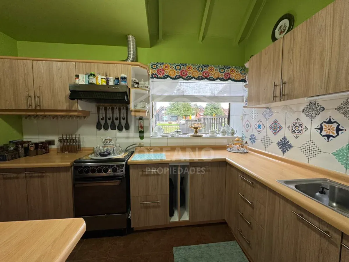 Imperdible Venta De Casa Semi-amoblada En Jardín Austral