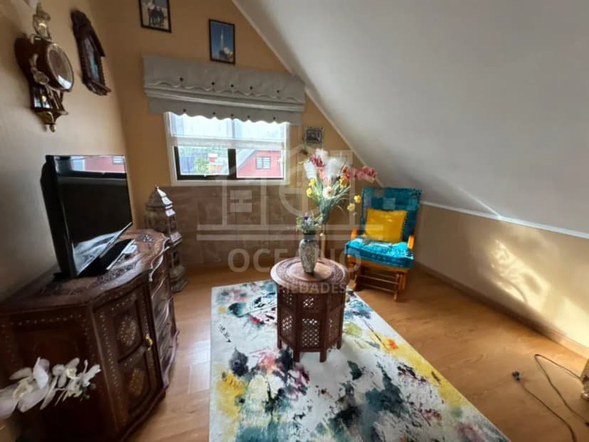 Imperdible Venta De Casa Semi-amoblada En Jardín Austral