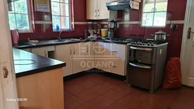 Exclusiva Casa en Parcela con Rio 6D/3B