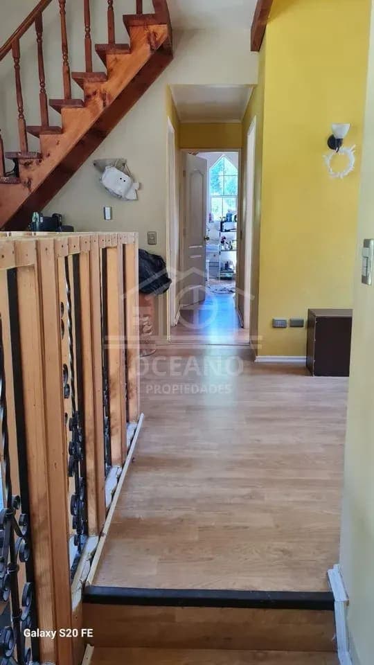 Exclusiva Casa en Parcela con Rio 6D/3B