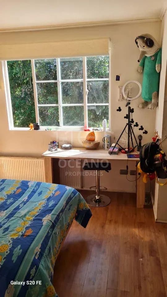 Exclusiva Casa en Parcela con Rio 6D/3B