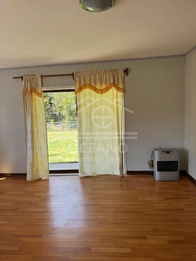 Gran Casa en Arriendo 450 m2 Construidos en Parcela de 5000