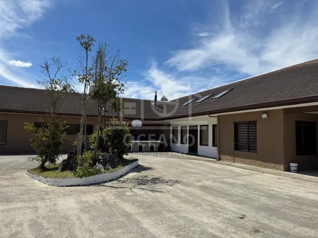 Gran Casa en Arriendo 450 m2 Construidos en Parcela de 5000