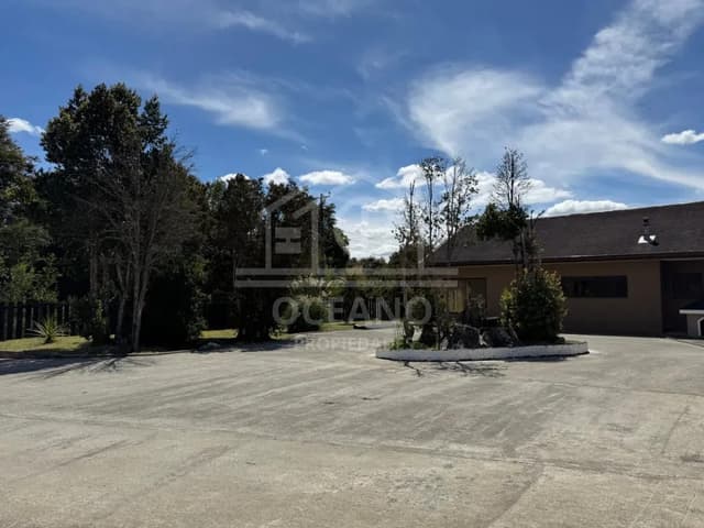 Gran Casa en Arriendo 450 m2 Construidos en Parcela de 5000