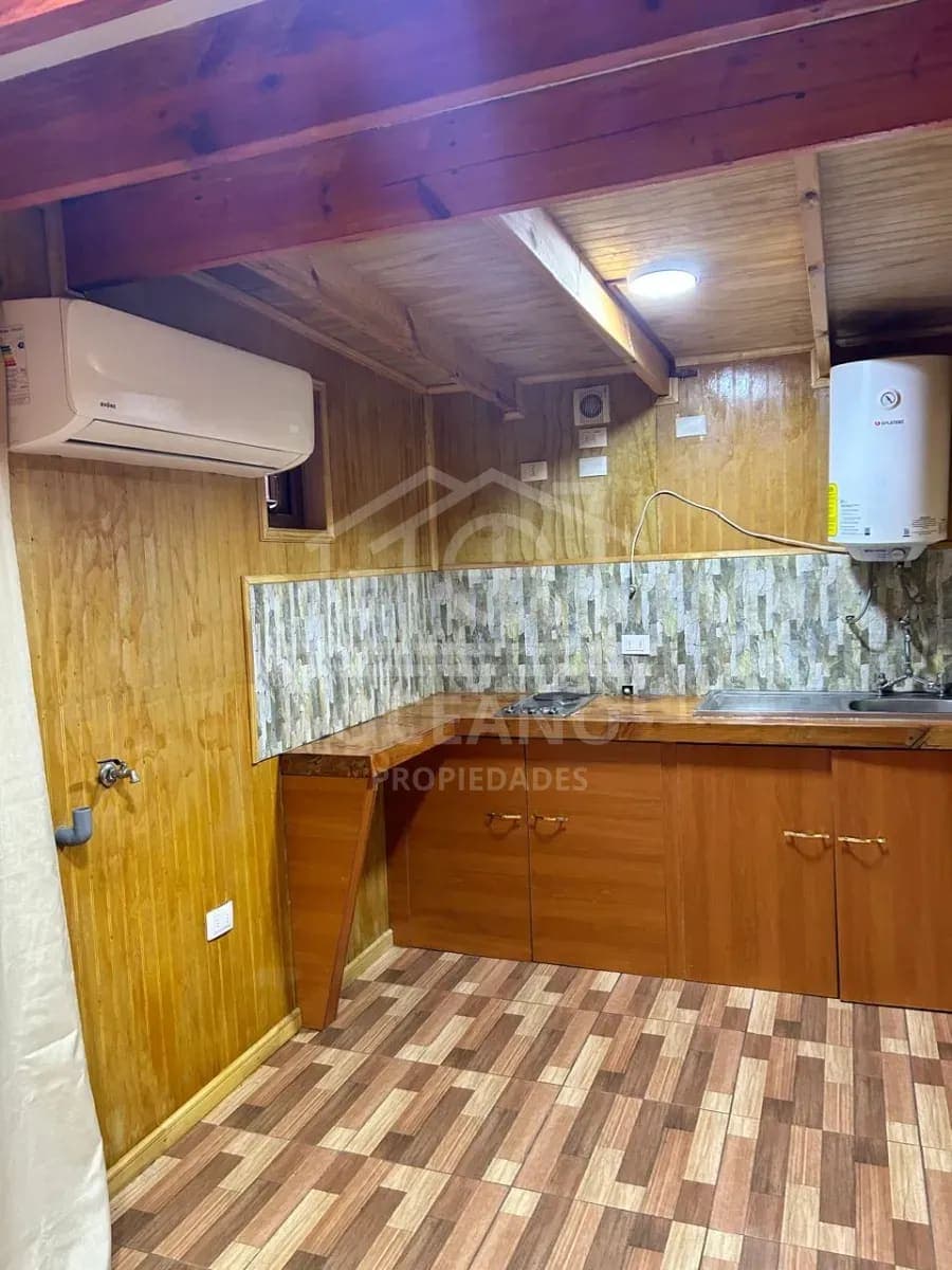 Departamento con estacionamiento sector Hospital