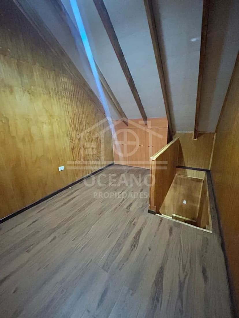 Departamento con estacionamiento sector Hospital