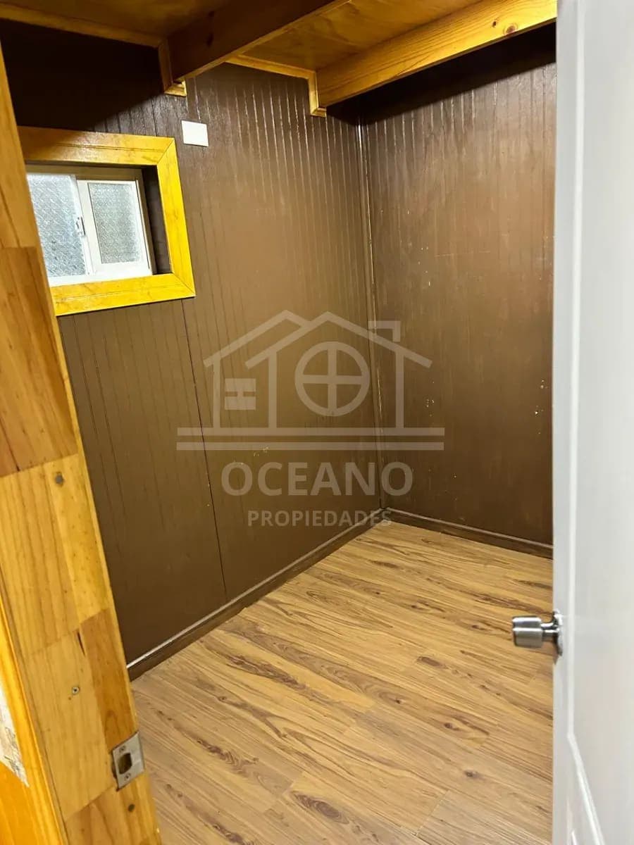 Departamento con estacionamiento sector Hospital