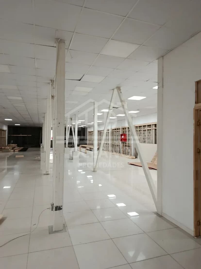 Arriendo Locales Comerciales en Centro de Puerto Montt