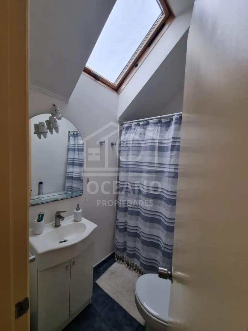 Hermosa Casa Jardin Austral 3D/2B