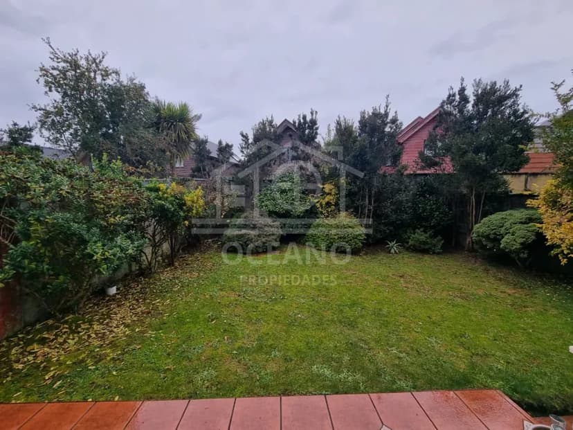 Hermosa Casa Jardin Austral 3D/2B