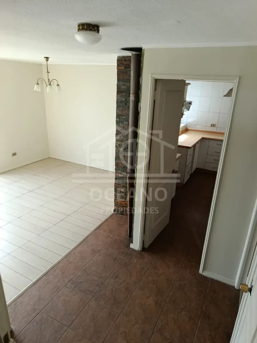 Oportunidad Casa Jardín Austral con Local Comercial
