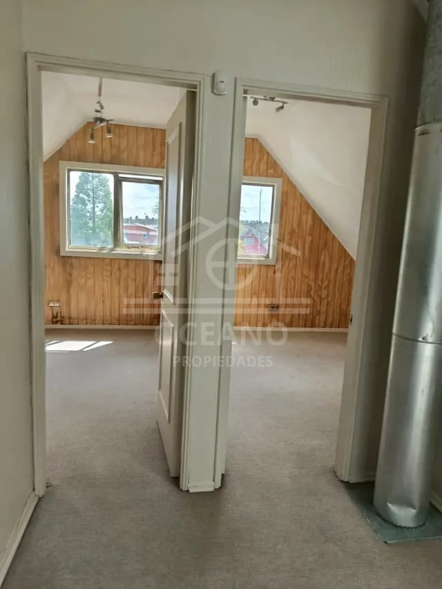 Oportunidad Casa Jardín Austral con Local Comercial