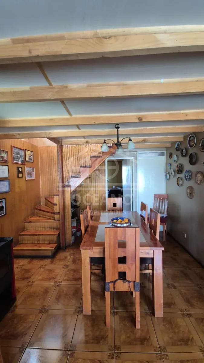 Venta Casa 5 Dormitorios de dos pisos