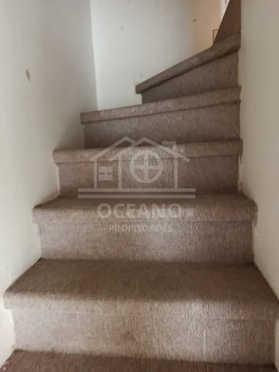 Arriendo Casa 3D 1B Sector Residencial 2 pisos