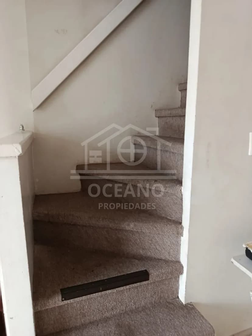 Arriendo Casa 3D 1B Sector Residencial 2 pisos