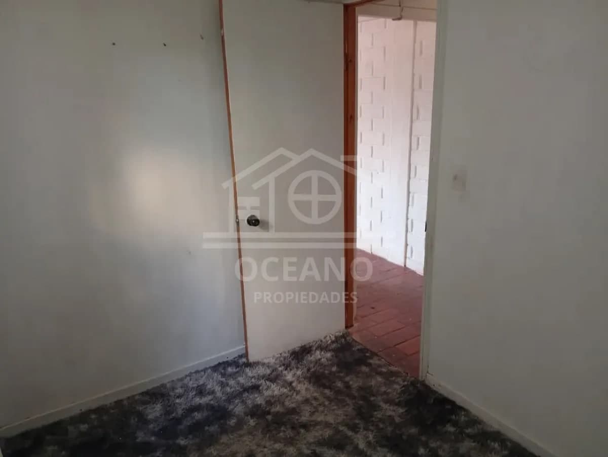 Venta Inversión Casa Ampliada gran patio 2D/1B