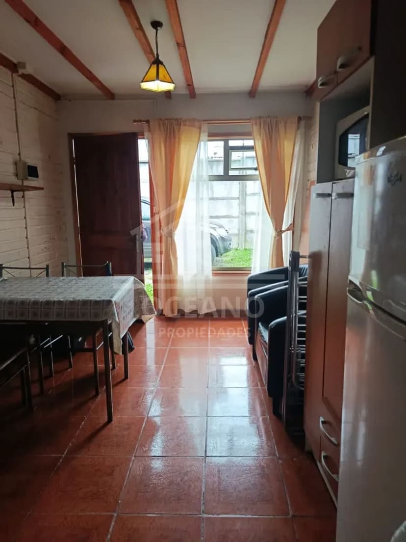 Cabaña Amoblada excelente ubicación c/Estacionamiento