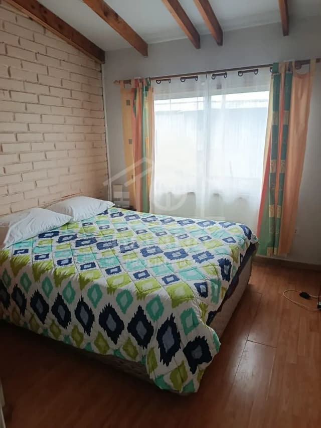 Cabaña Amoblada excelente ubicación c/Estacionamiento